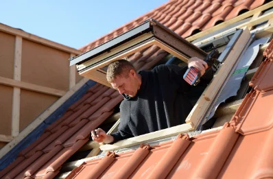 Pose de fenêtres de toit Velux à Lioux